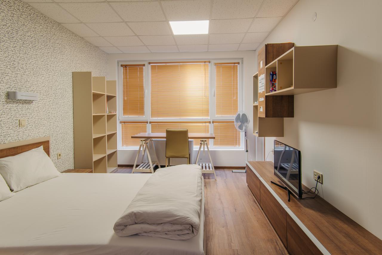 Pansion Storgozia Aparthotel Pleven Esterno foto