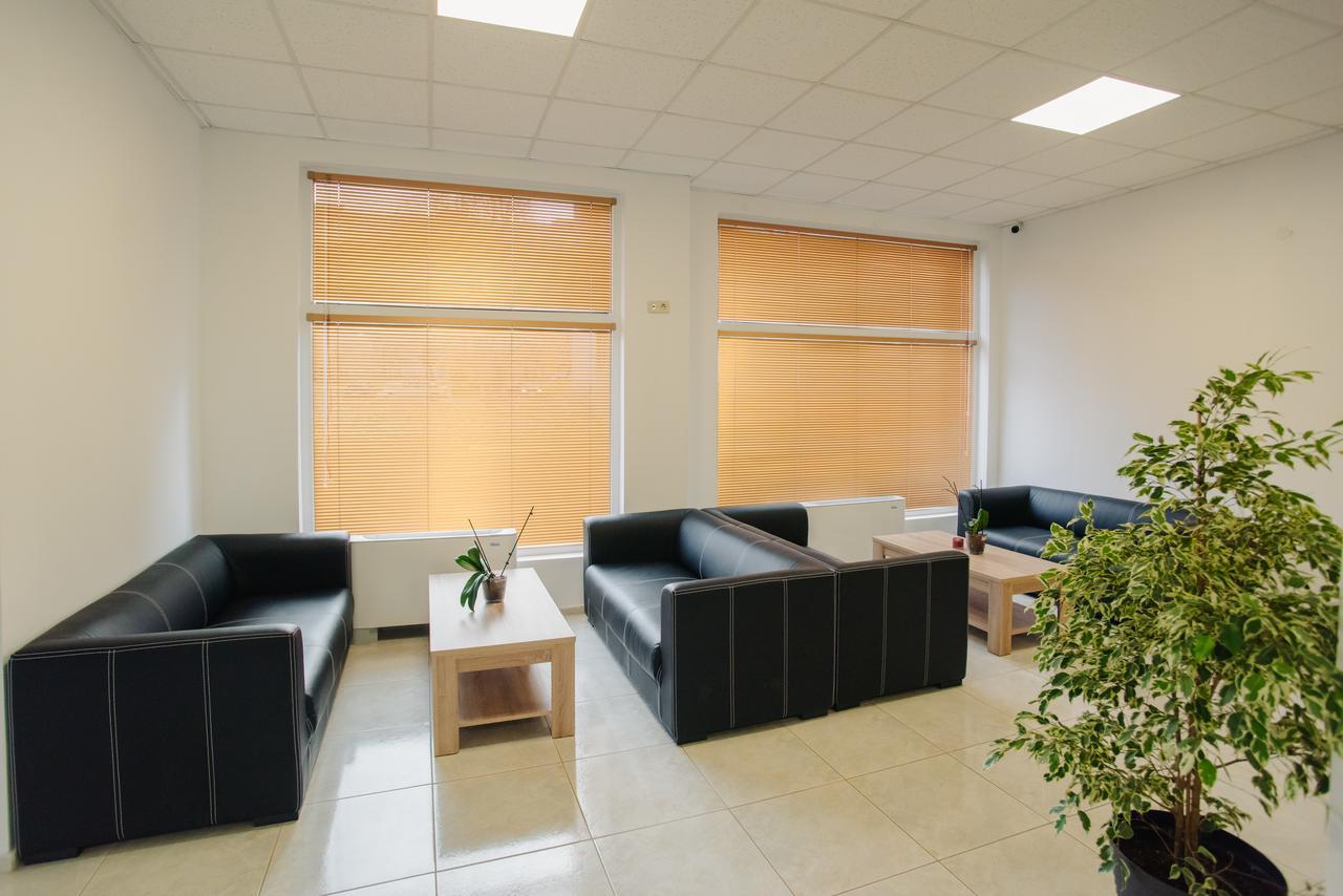 Pansion Storgozia Aparthotel Pleven Esterno foto