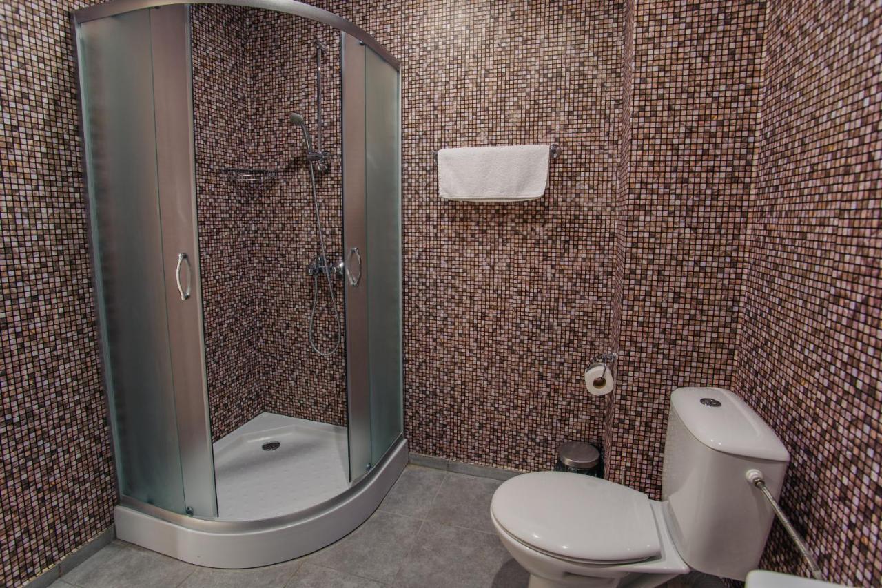Pansion Storgozia Aparthotel Pleven Esterno foto
